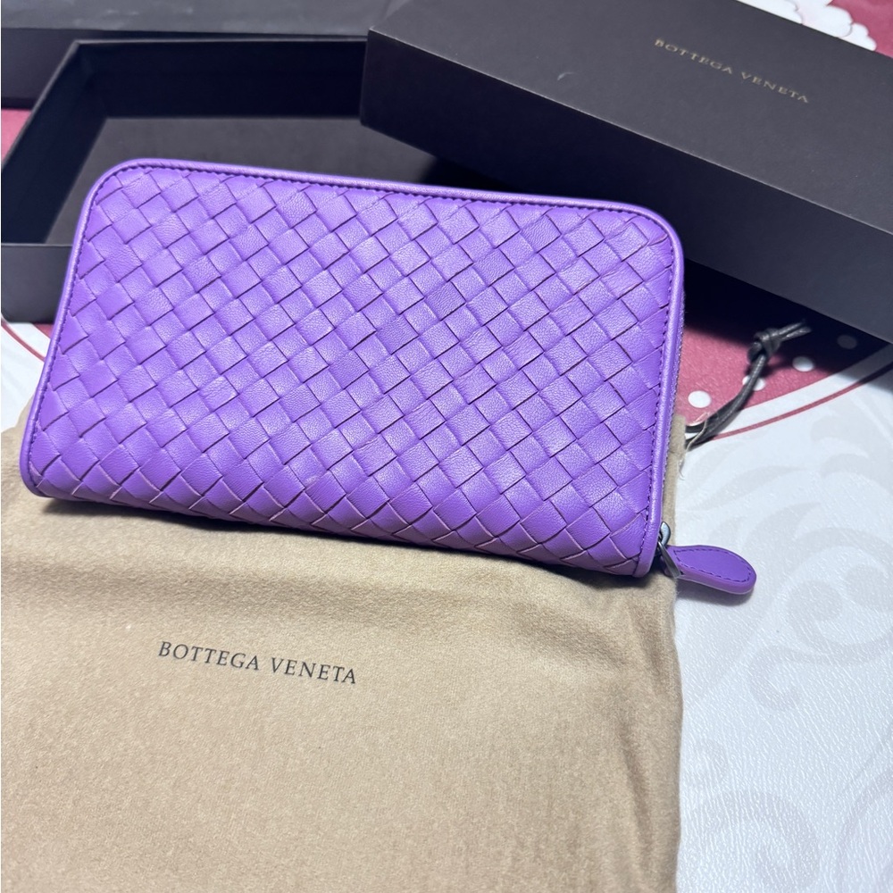 Brand New Bottega Veneta Violet Woven Wallet